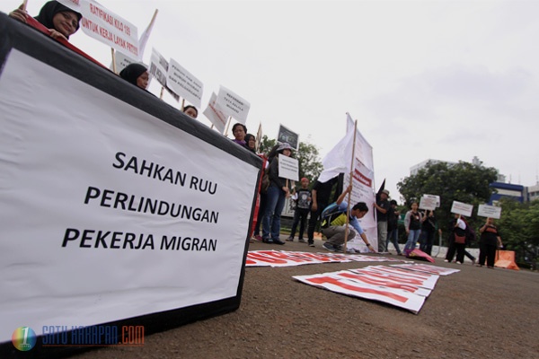 Peringatan Hari Buruh Sedunia: Pemerintah Diminta Serius Beri Perlindungan