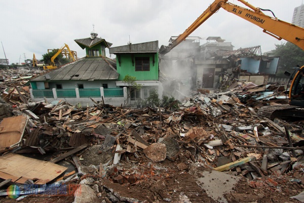 Ratusan Rumah di Kawasan Kalijodo Rata Tanah