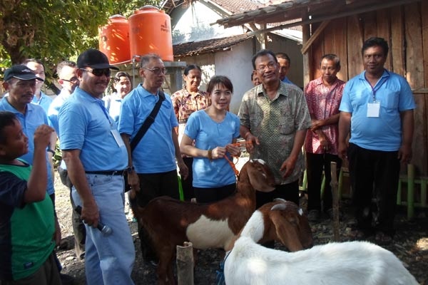 Tim GKI Berbagi, Gelar Pengobatan Gratis di Kaliceret