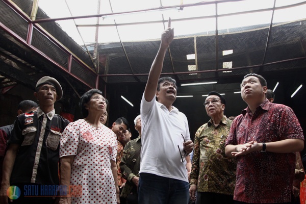 Wagub Djarot Blusukan ke Pasar Petak Sembilan