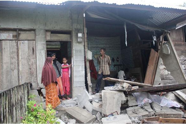 Kerusakan Akibat Gempa di Pidie, Aceh