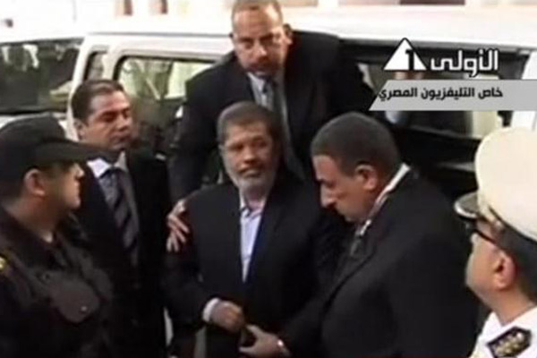 Sidang Pengadilan Morsi Ditunda