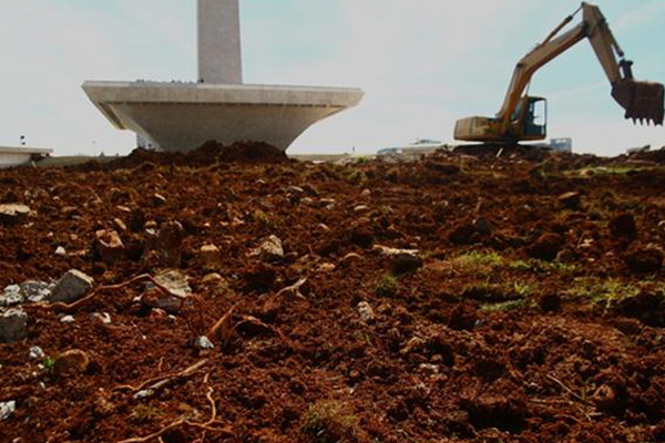 Taman di Monas Direnovasi