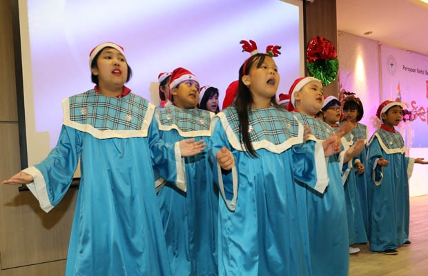 Sekolah Tunas Bangsa Rayakan Natal