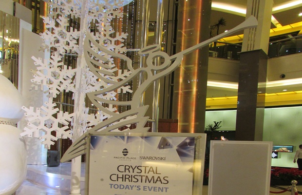 Crystal Christmas Hiasi Pacific Place Jakarta