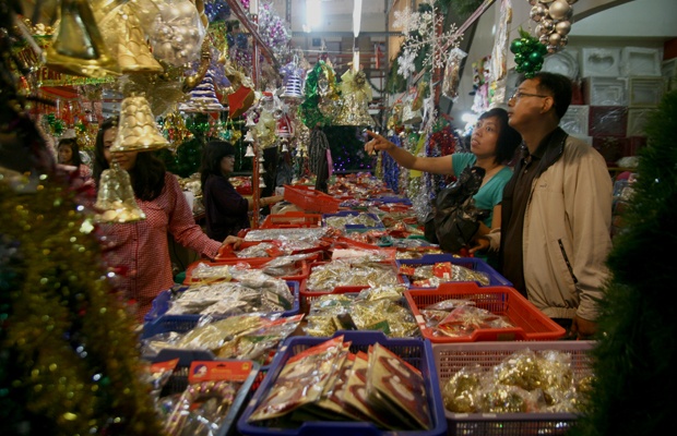 Sambut Perayaan Hari Natal Pernak Pernik Jadi Incaran